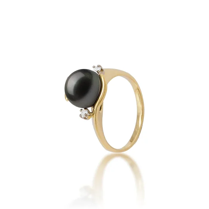 Tahitian Black Pearl Ring in Gold with Diamonds – 9-10mm