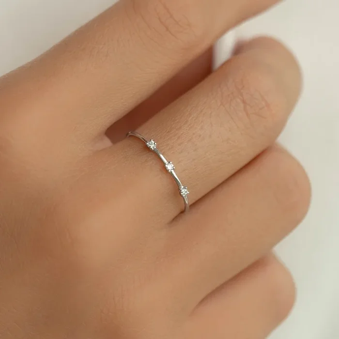 Three Stone Diamond Ring White Gold – Estelle