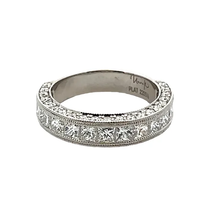 UNEEK Diamond Fashion