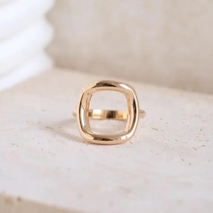 Zina ring openwork square desing gold plated