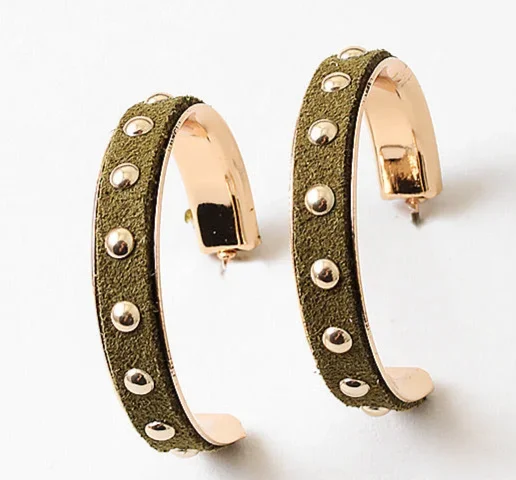 Zoe Hoops